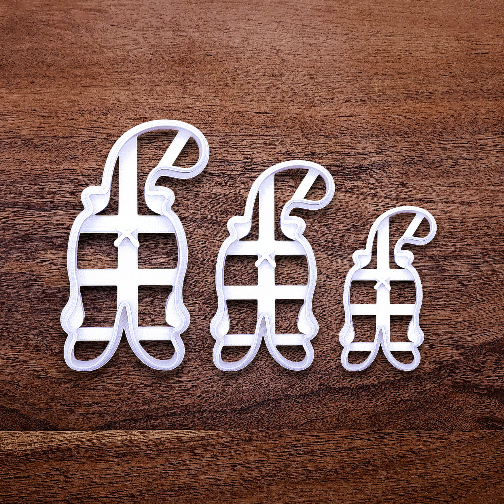 Cat butt cookie cutters with stamps for crisp, hilarious feline-shaped cookies—ideal for cat lovers and novelty baking gifts.