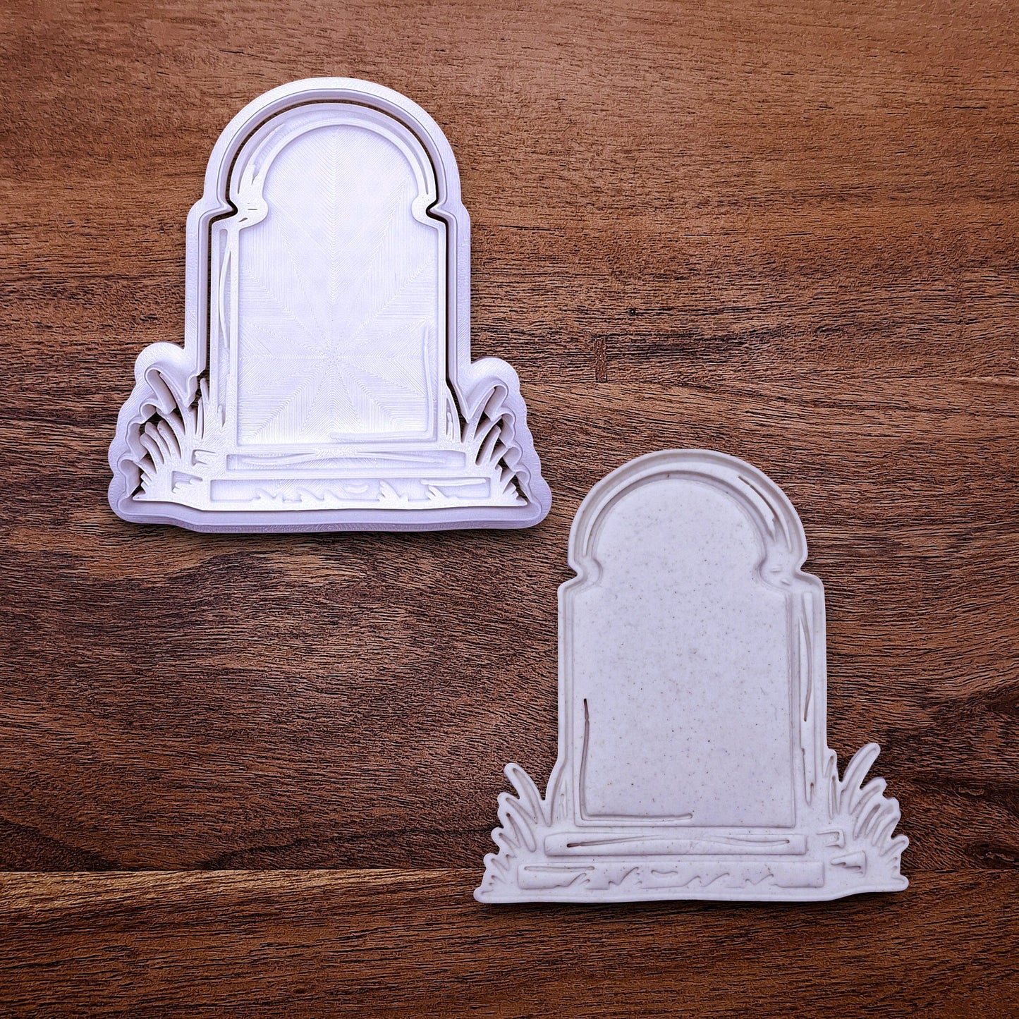 Gravestone cookie cutter and stamp and cookie imprint for eerie, easy-to-decorate cookies or creepy fondant toppers.