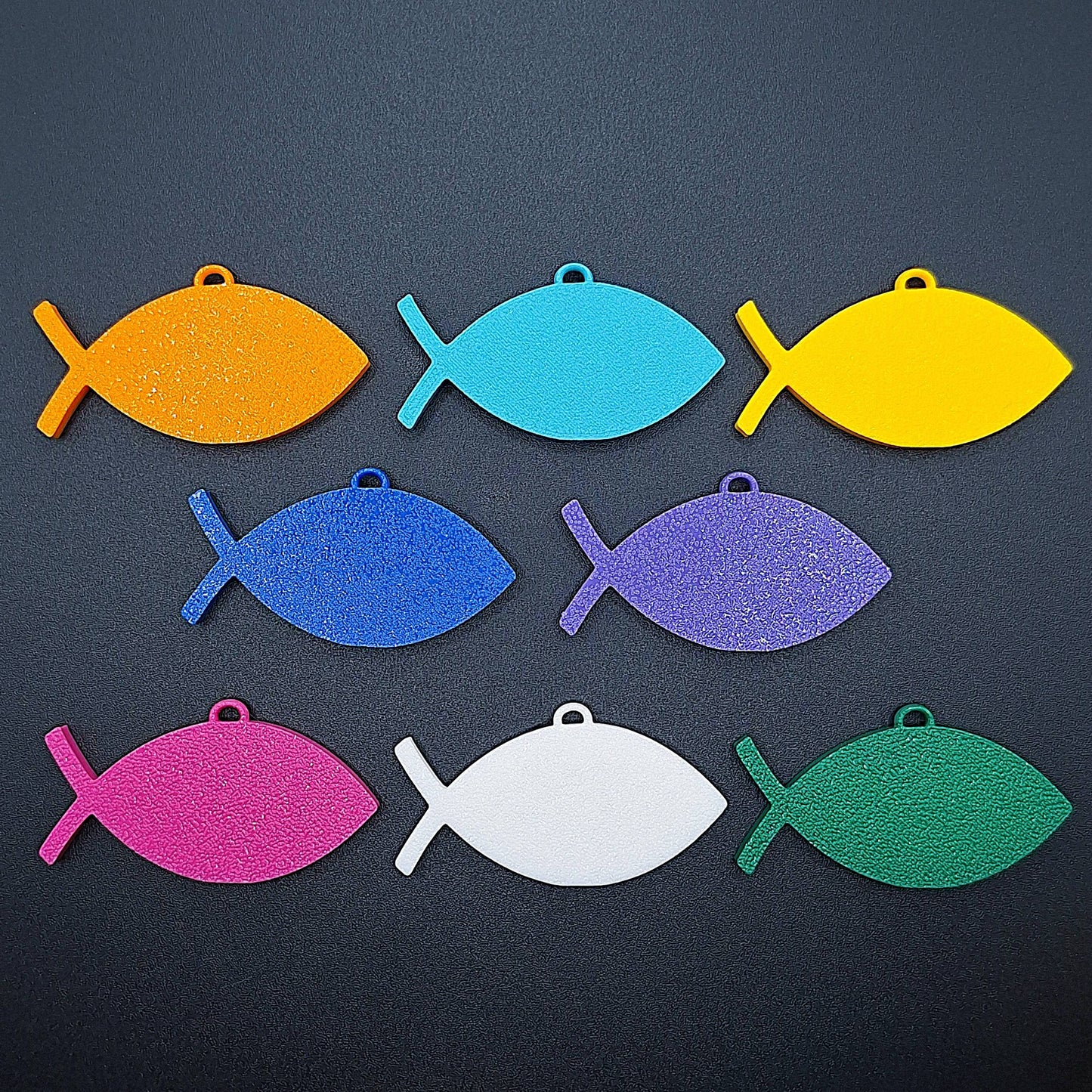 Reverse of handmade Christian Fish Keychain featuring “Jesus,” perfect for religious gifts, baptism, confirmation, Sunday school, and church events.