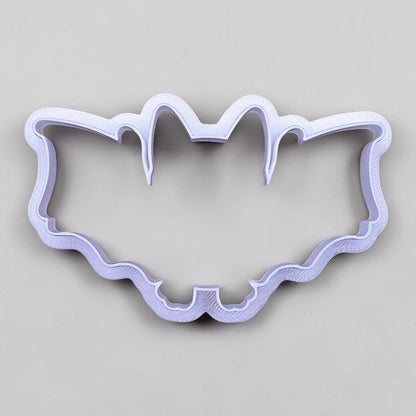 Bat-shaped cookie cutter, great for Halloween baking, haunted house parties, and bat-themed cookie trays or crafts.