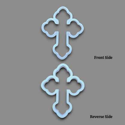 Cross cookie cutter shown front and reverse, perfect for Easter, Christmas, baptism and VBS treats. Can be used for fondant, cookies, clay, ceramics and biscuits.