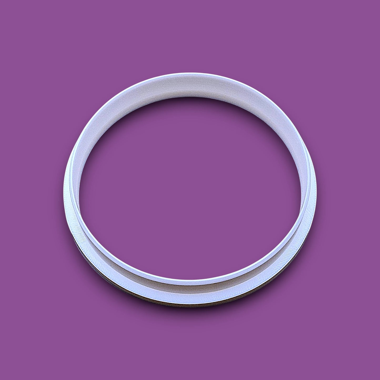 Round circle cookie cutter in white for baking, fondant, and crafts. Durable, food-safe, handmade circular tool available in multiple sizes for perfect shapes