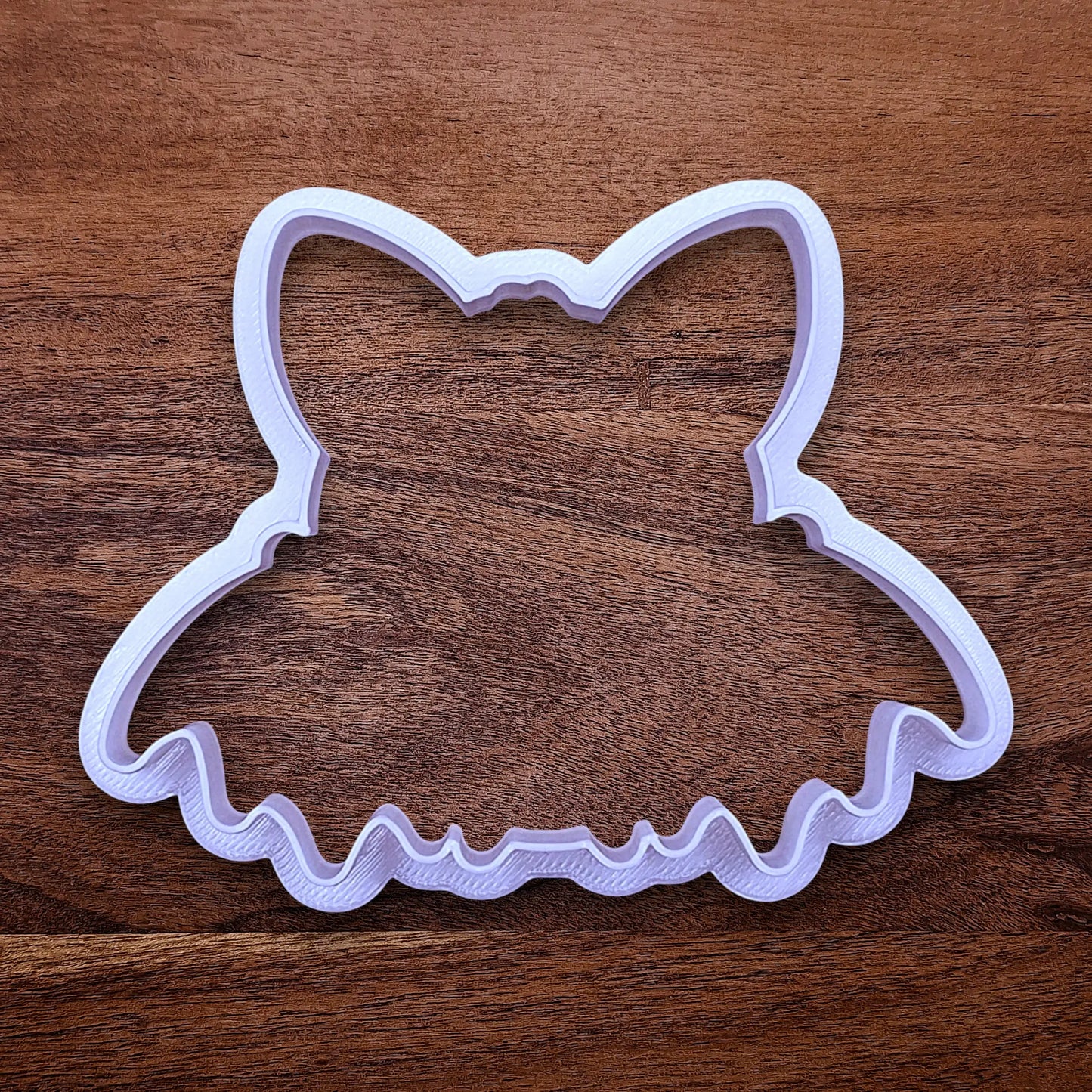 Cute bat cookie cutter - adds cute Halloween charm. Complete with cute details for whimsical baking, parties, or spooky gifting. Handmade and customizable in 30 colors.