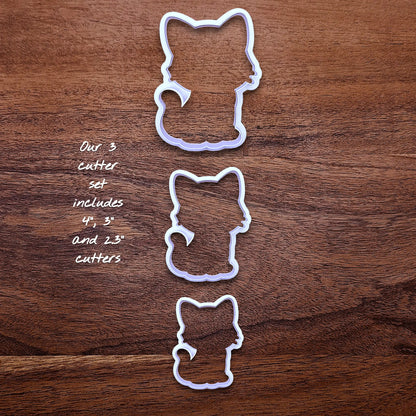 Winking cat cookie cutters in three sizes, great for creating detailed, cat-themed cookies, fondant pieces, or party treats for birthdays, parties and craft projects.
