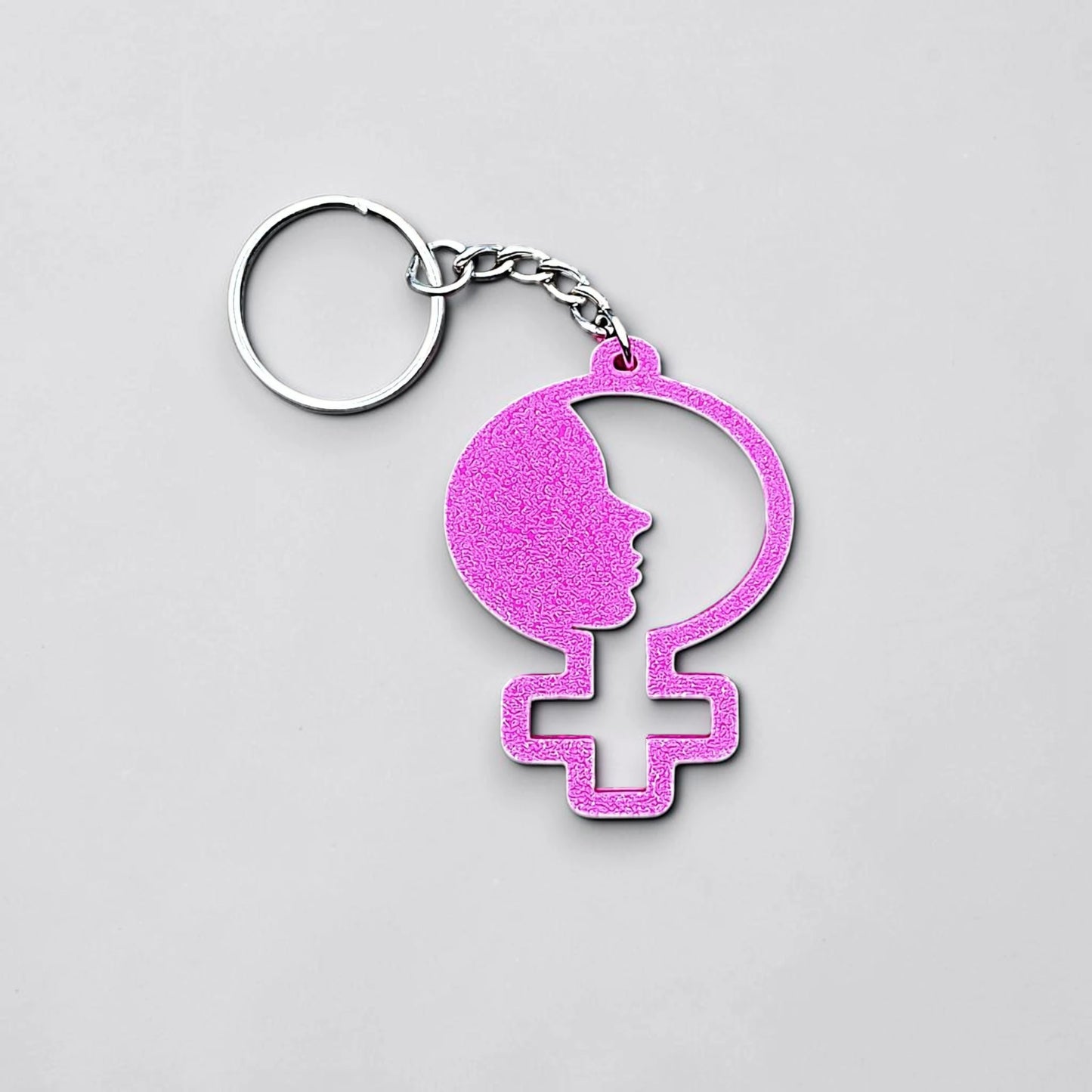 Handmade and customizable women empowerment keychain, perfect for event giveaways and gifts for feminists.