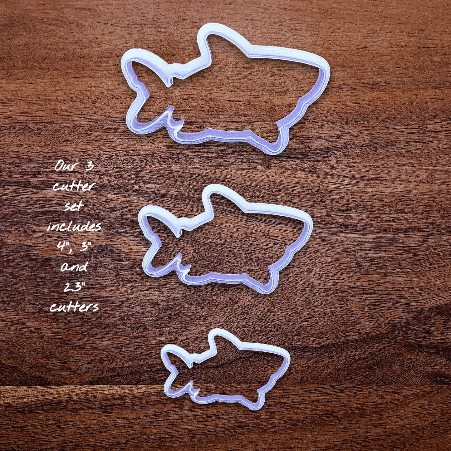 Full 3-size set of smiling shark cutters, ideal for baking cute shark cookies for kids’ birthdays, beach days, or sea-themed events.