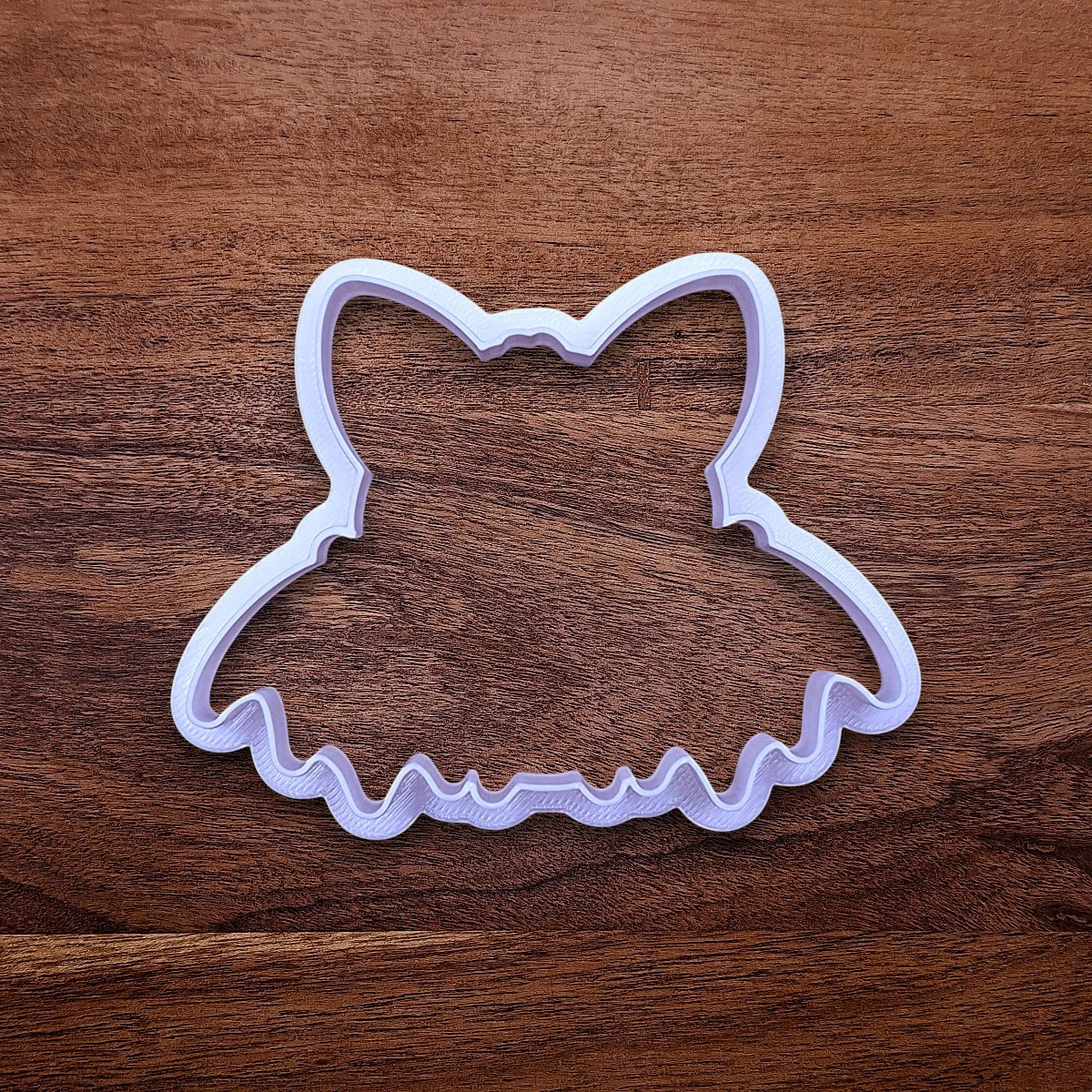 Cute bat cookie cutter - adds cute Halloween charm. Complete with cute details for whimsical baking, parties, or spooky gifting. Handmade and customizable in 30 colors.