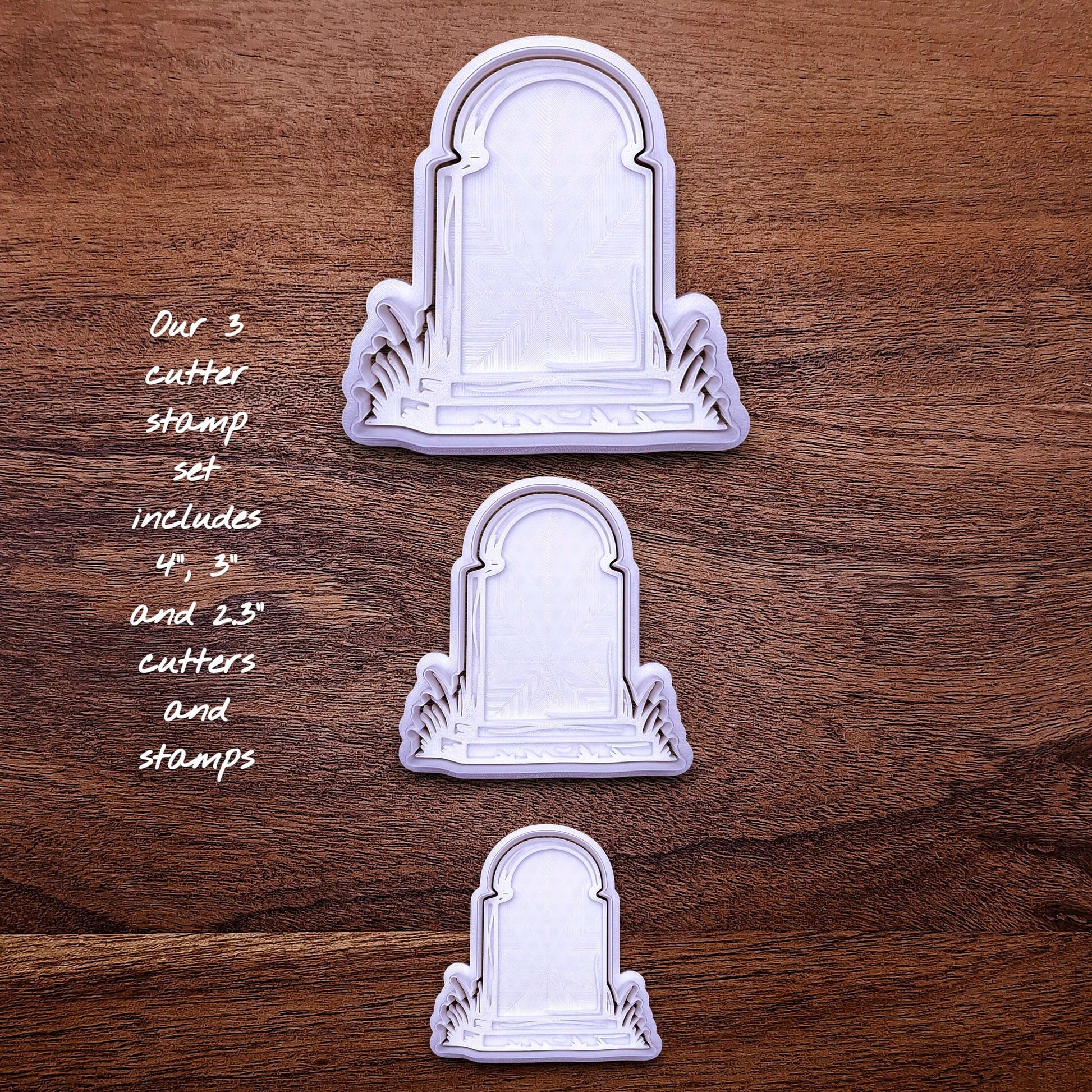 Gravestone cookie cutter and stamp set in 3 sizes. Perfect for Halloween baking, haunted house parties, or spooky fondant toppers.