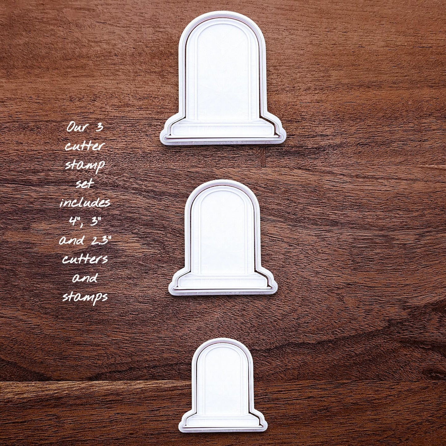 Gravestone cookie cutter and stamp set in 3 sizes. Perfect for Halloween baking, haunted house parties, or spooky fondant toppers.