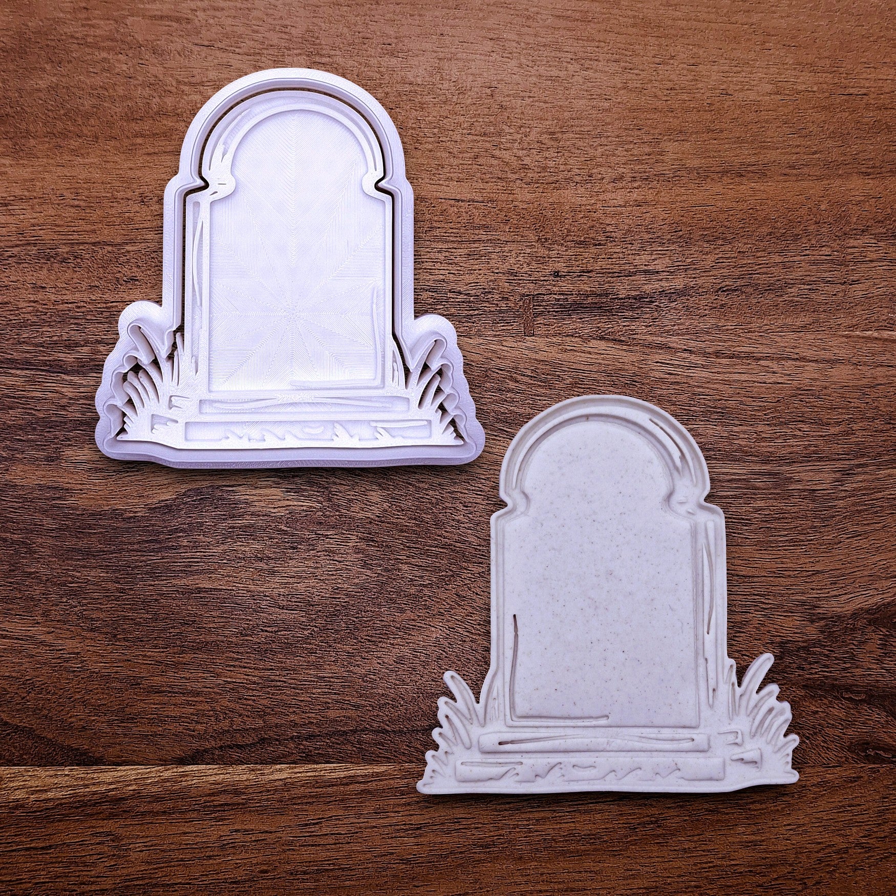 Gravestone cookie cutter and stamp and cookie imprint for eerie, easy-to-decorate cookies or creepy fondant toppers.