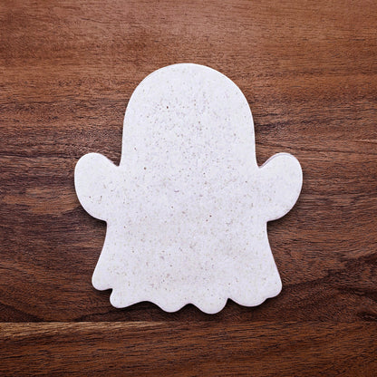 Ghost cookie cutter cutout – great for Halloween cookies, fondant, or crafts with clean, detailed imprints.