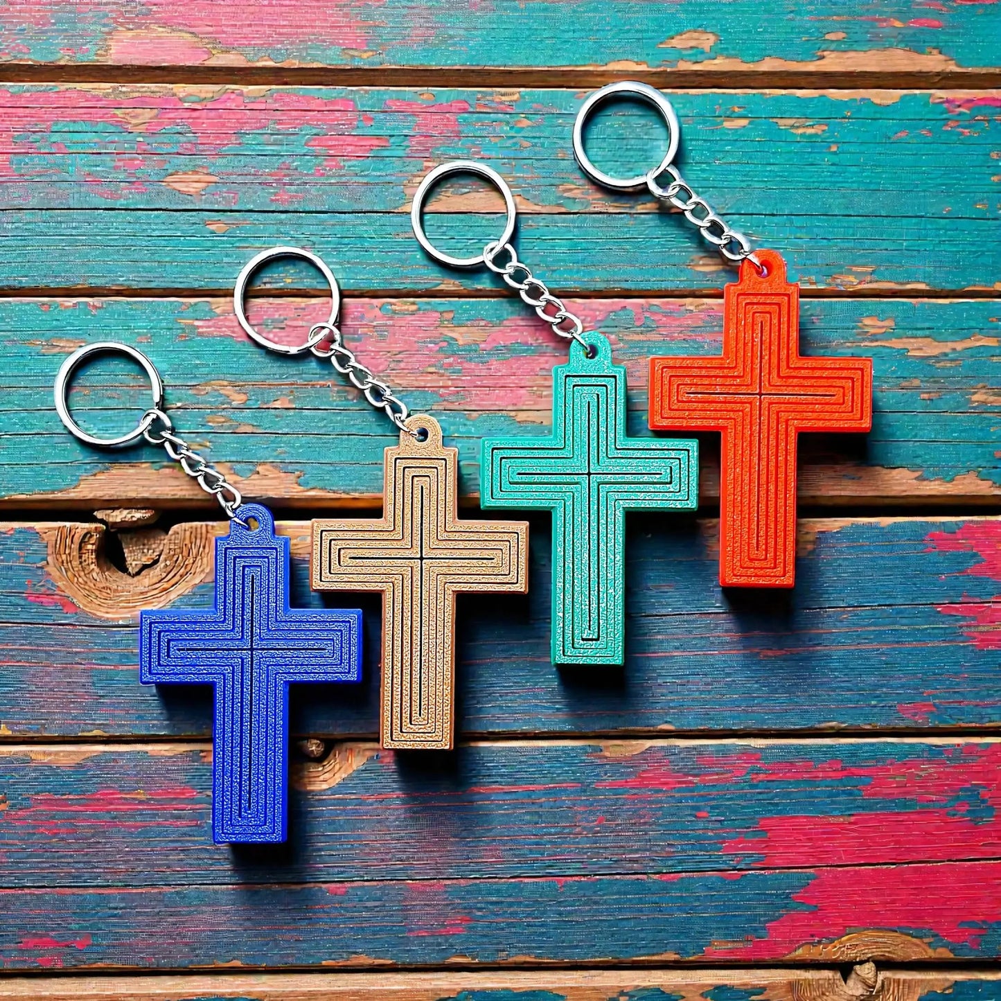 Handmade and customizable articulated cross keychains, ideal for personalized gifts, church events, VBS, and faith-based accessories.