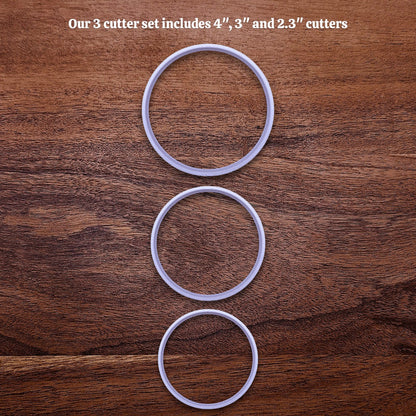 Set of circle cookie cutters, perfect for baking, fondant, biscuits, sandwiches, and crafting round shapes.