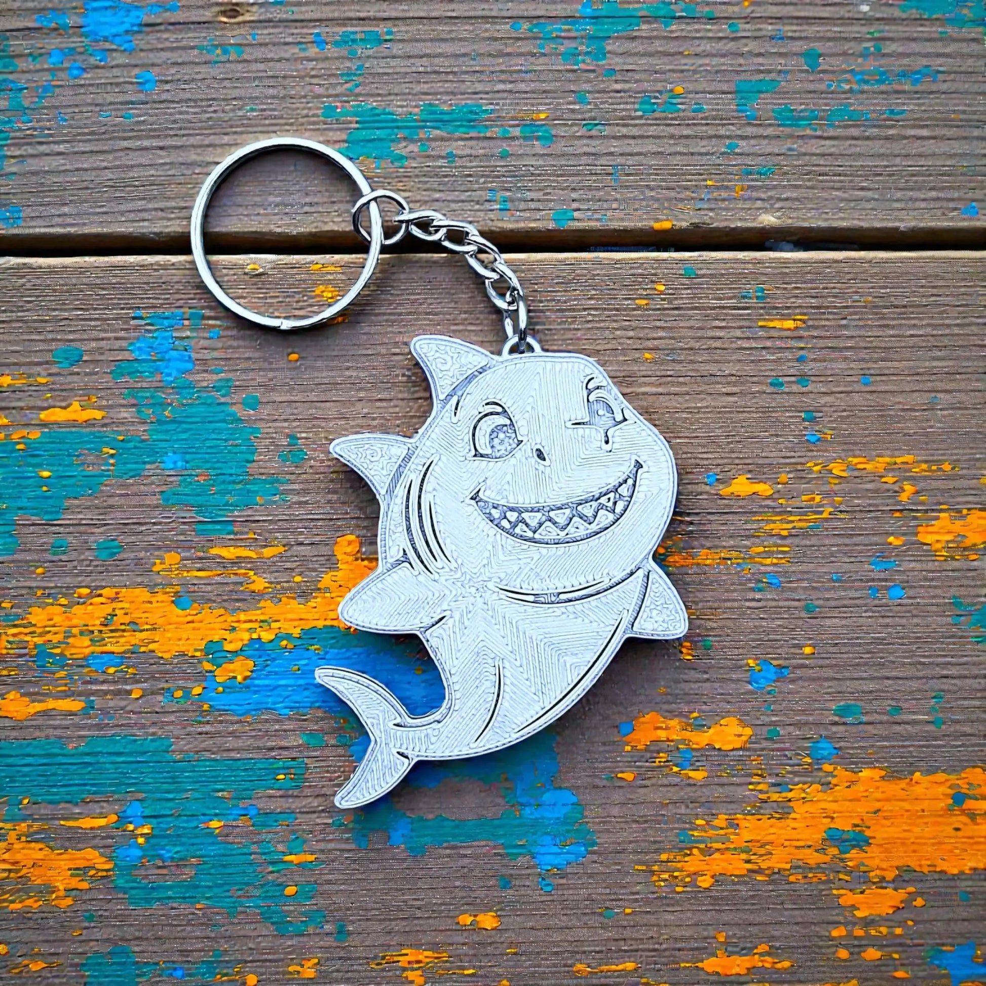 Handmade and customizable shark keychain in silver - marine animal keyring for kids, party bags, or beach-themed gifts and souvenirs.