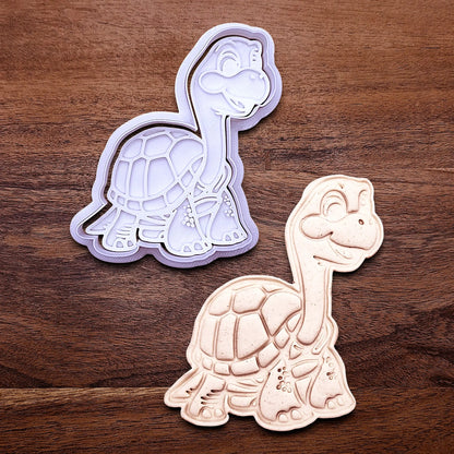 Handmade and customizable turtle cookie cutter alongside a dough imprint, ideal for ocean-themed baking, birthday party treats, or handmade gift ideas.