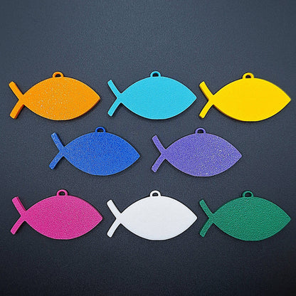 Reverse of handmade Christian Fish Keychain featuring “Jesus,” perfect for religious gifts, baptism, confirmation, Sunday school, and church events.