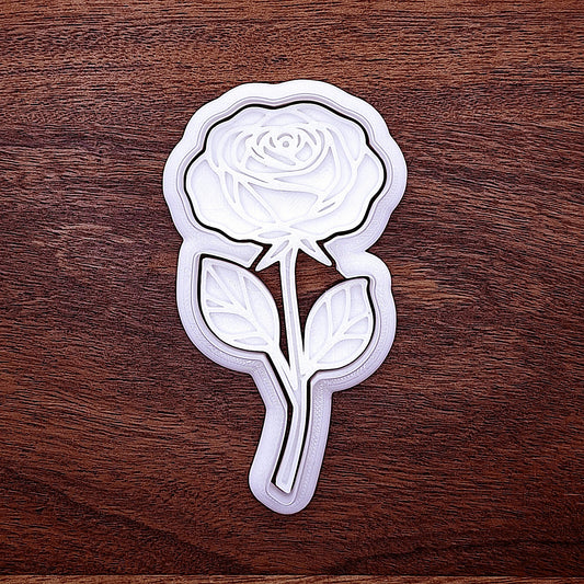Elegant rose-shaped cookie cutter in eco-friendly plastic, perfect for floral cookies, spring baking, or romantic dessert decorating.