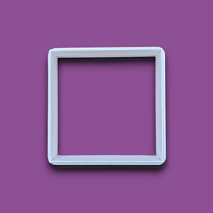 Square cookie cutter, perfect for fondant, dough, clay, ceramics and fondant.