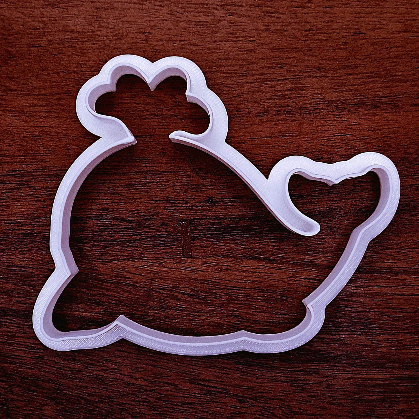 Whale-shaped cookie cutter made from eco-friendly plastic—perfect for beach-themed baking, ocean parties, and marine animal cookies.